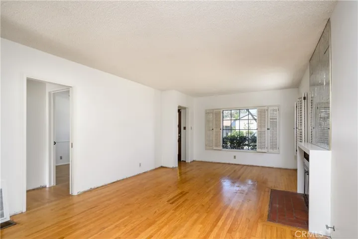 11042 Maple, Whittier, California 90601 — photo 4