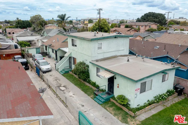 1166 E 64th Street, Los Angeles, California 90001 — photo 5