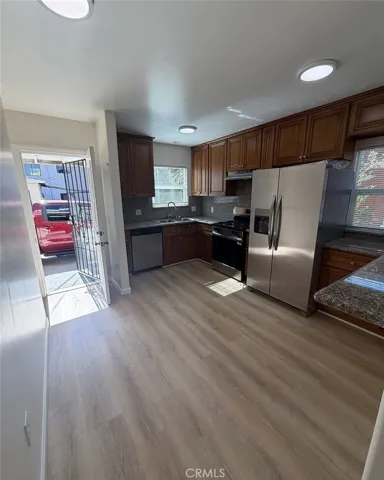 1038 Western Avenue B, Glendale, California 91201 — photo 5