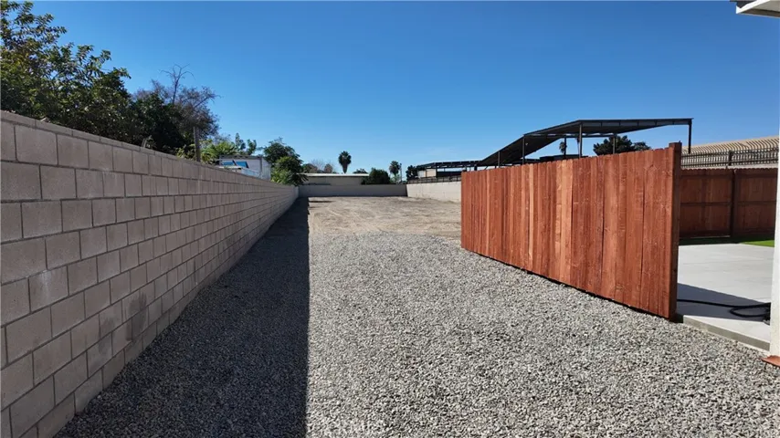 11004 Kadota Avenue, Pomona, California 91766 — photo 5