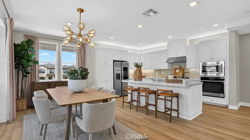 16318 Scorpion Court, Canyon Country, California 91387 — photo 4