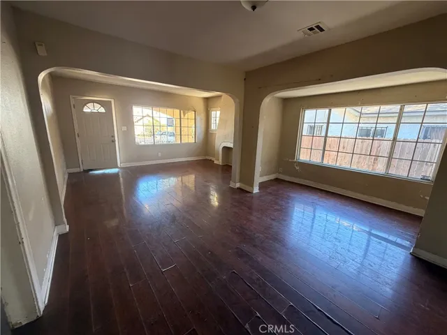 604 W 105th, Los Angeles, California 90044 — photo 4