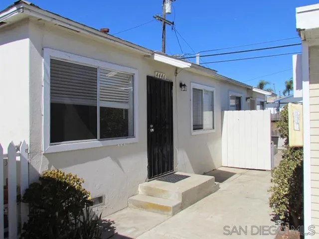 4446 4450 Montalvo Street, San Diego, California 92107 — photo 5