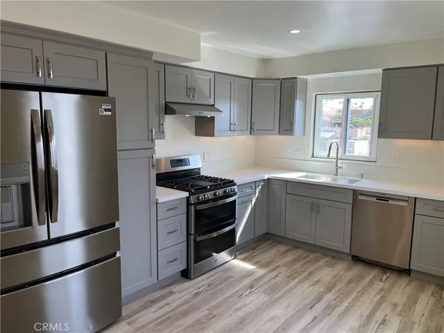 1521 W Glenoaks Boulevard C, Glendale, California 91201 — photo 4