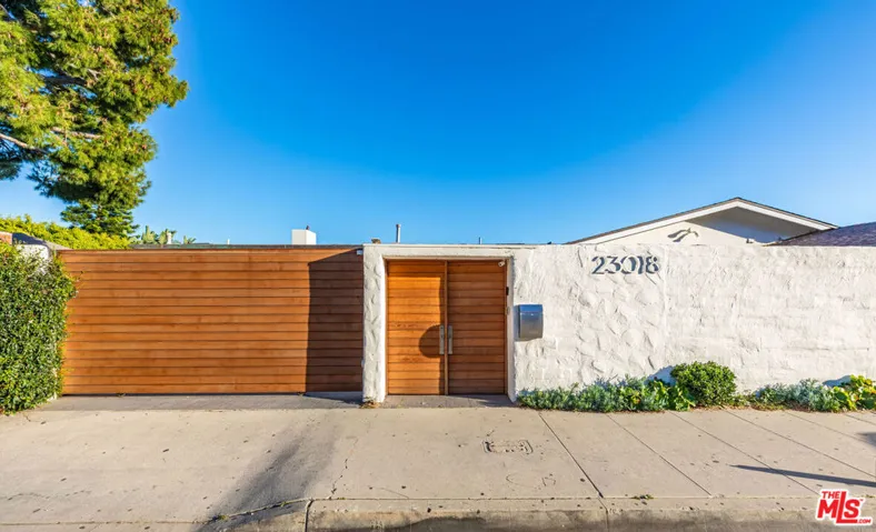 23018 Pacific Coast Highway, Malibu, California 90265 — photo 5