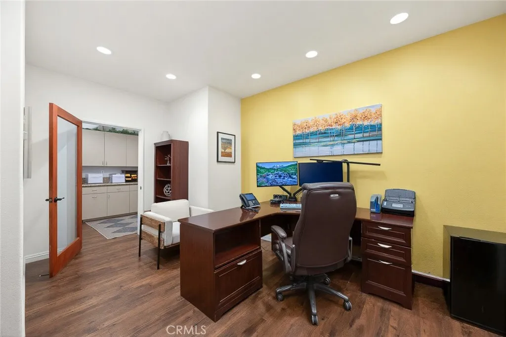 Individual Office