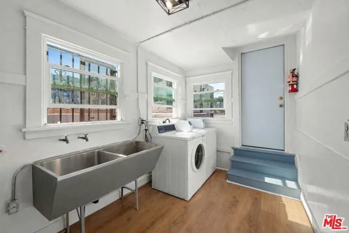 623 E Broadway, Long Beach, California 90802 — photo 5