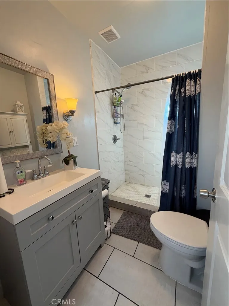 Bathroom Bathroom