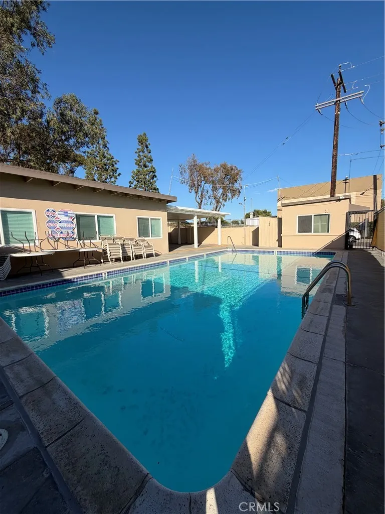Pool Pool