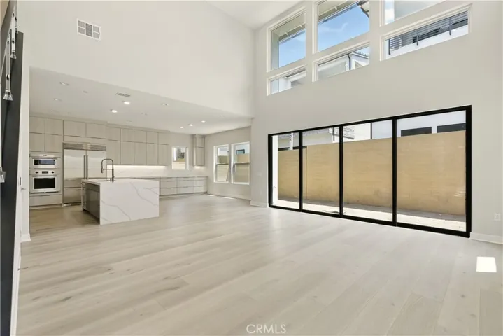 133 Apron, Irvine, California 92618 — photo 4
