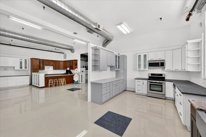 3832 Bayshore Boulevard, Brisbane, California 94005 — photo 5