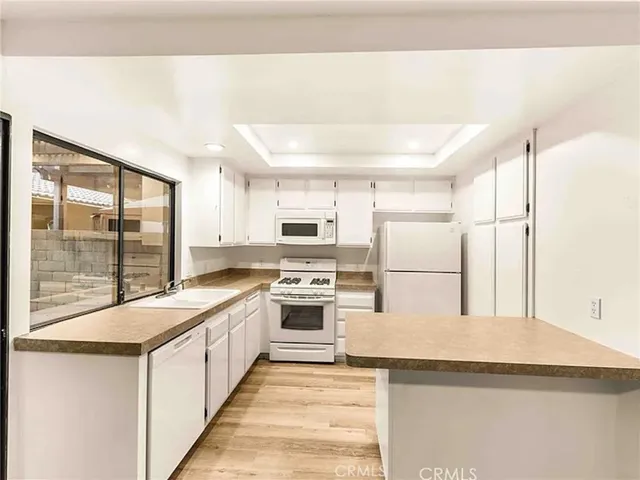 189 S Hollenbeck, Covina, California 91723 — photo 5