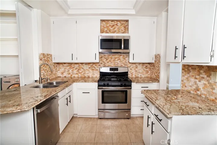 1244 Valley View, Glendale, California 91202 — photo 5