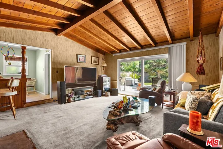 5832 Ranchito Avenue, Van Nuys, California 91401 — photo 4