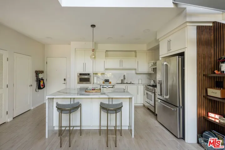 13045 Pacific 117, Los Angeles, California 90094 — photo 4