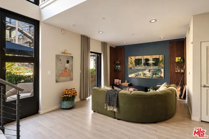 13045 Pacific 117, Los Angeles, California 90094 — photo 5