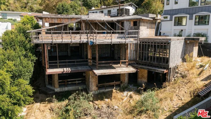 1688 Sunset Plaza Drive, Los Angeles, California 90069 — photo 4