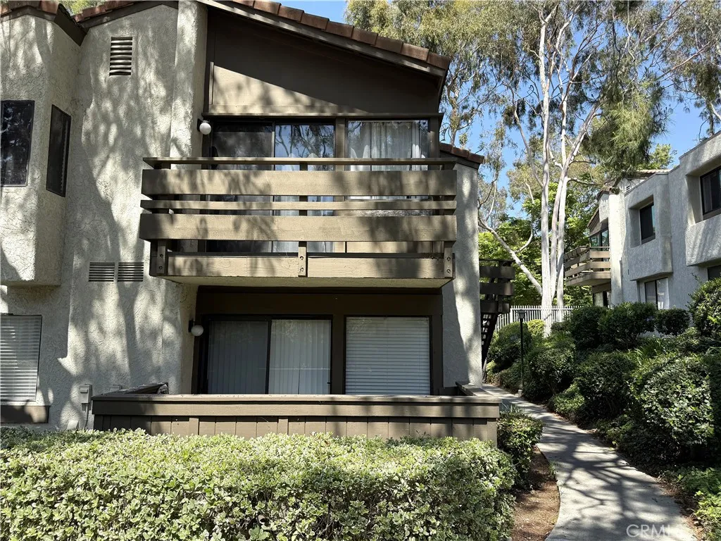 22734 Lakeway
