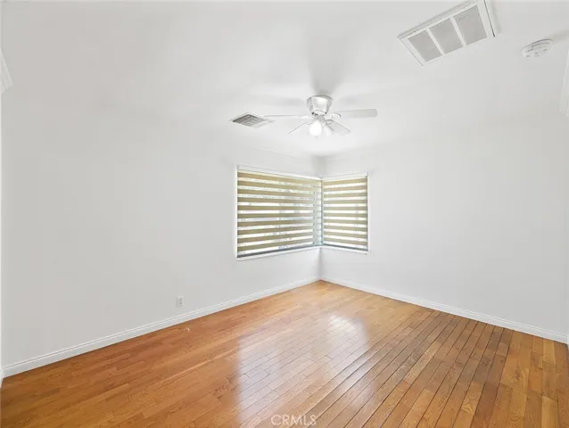 826 E Olive Avenue, Burbank, California 91501 — photo 4
