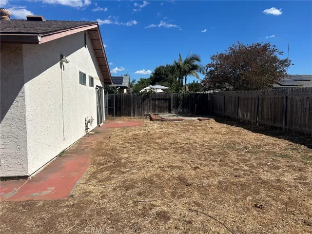 945 Sendero, Escondido, California 92026 — photo 4