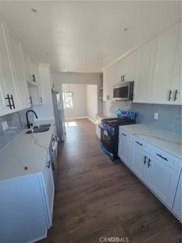 1858 W 48th Street 2, Los Angeles, California 90062 — photo 5