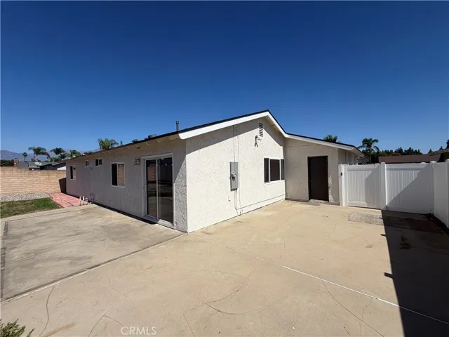 11828 Craw, Chino, California 91710 — photo 5