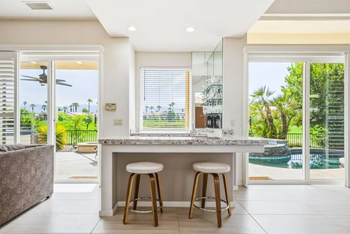371 Tomahawk Drive, Palm Desert, California 92211 — photo 5