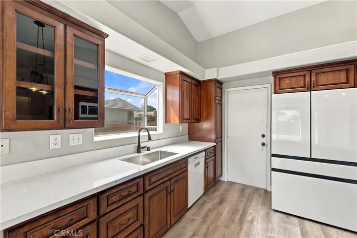 233 Castle Court, San Jacinto, California 92583 — photo 5