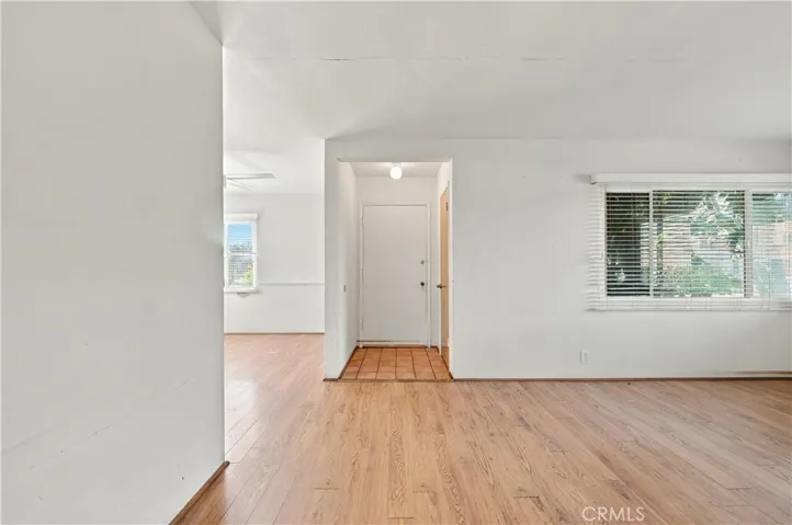 1219 E 57th, Long Beach, California 90805 — photo 5