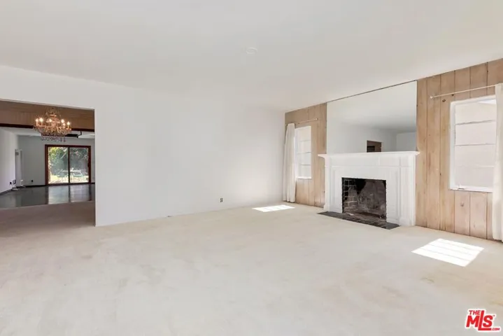 428 S Gretna Green Way, Los Angeles, California 90049 — photo 5