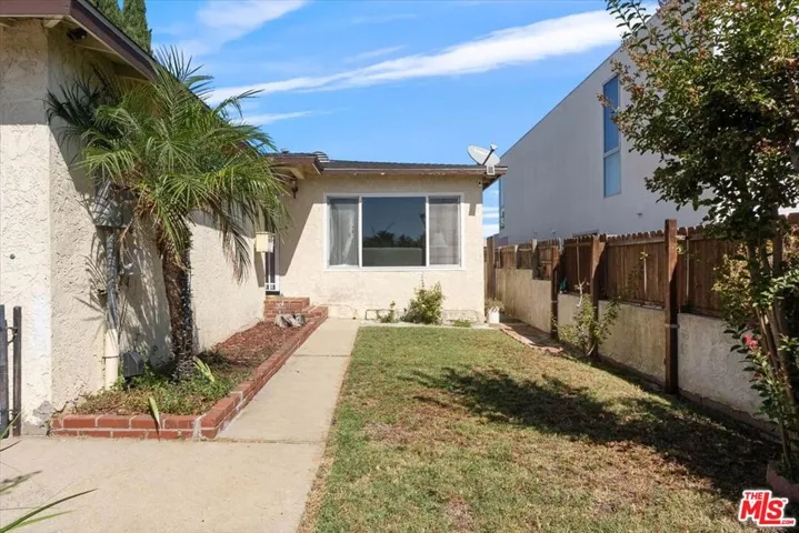 980 W Summerland Avenue, San Pedro, California 90731 — photo 4