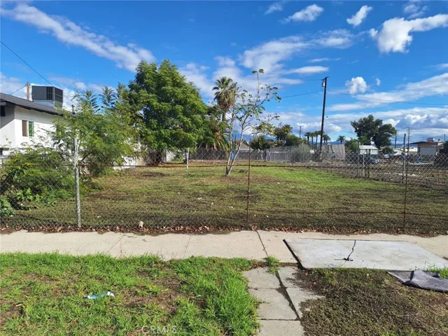 157 N J, San Bernardino, California 92410 — photo 4