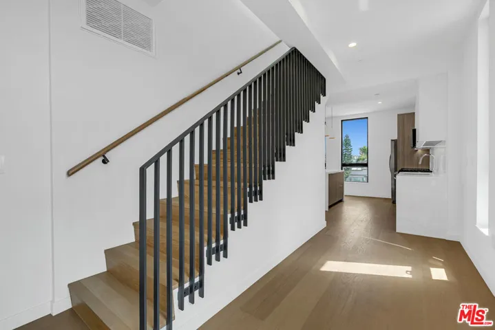 1257 N Detroit Street 301, West Hollywood, California 90046 — photo 4