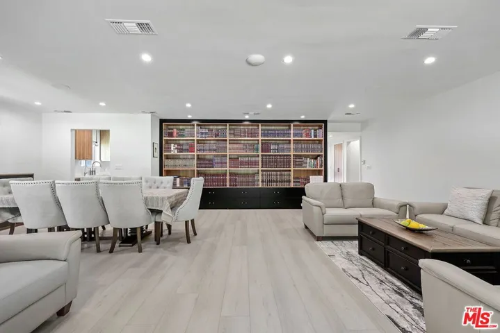 12849 Tiara Street, Valley Village, California 91607 — photo 5