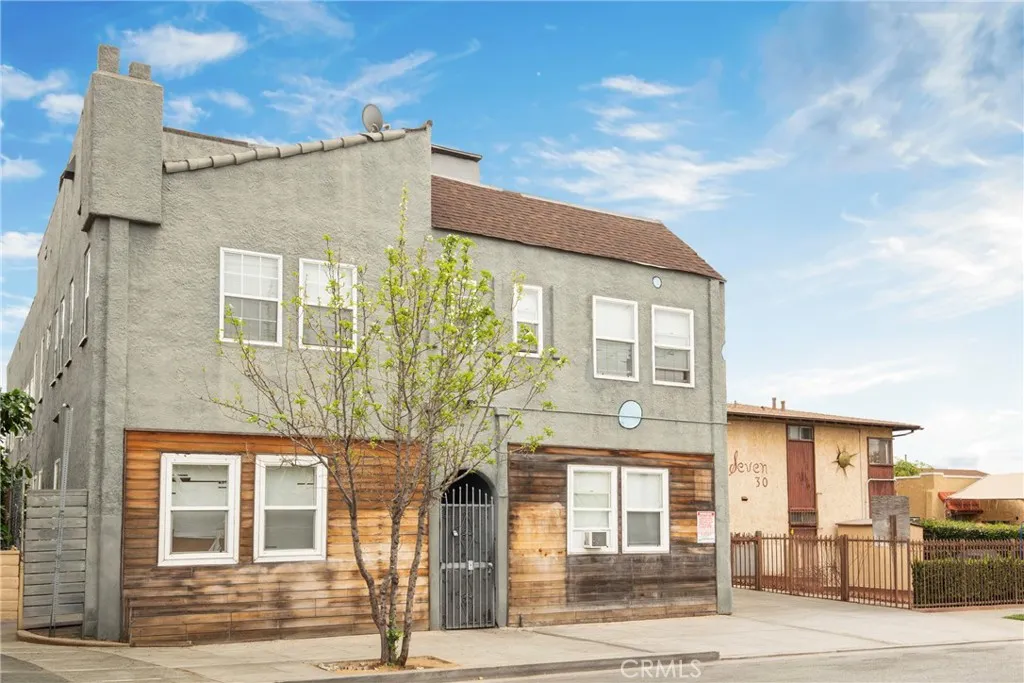 722 S Ford Blvd