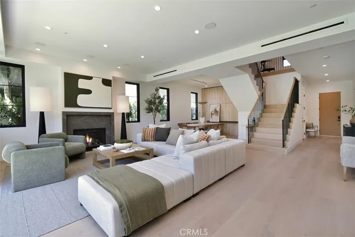 4433 Kraft, Studio City, California 91602 — photo 4