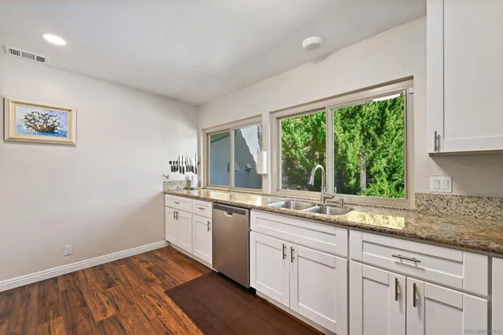 17465 Plaza Cerado 103, San Diego, California 92128 — photo 5