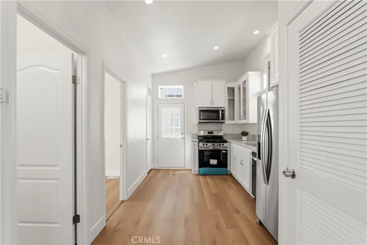 8250 Lankershim Boulevard 45, North Hollywood, California 91605 — photo 4