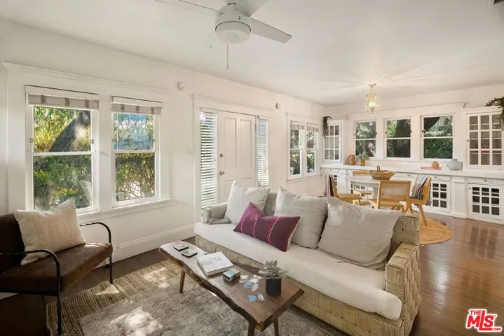 805 Crestmoore Place, Venice, California 90291 — photo 4