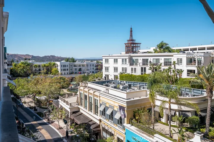 607 Caruso Avenue, Glendale, California 91210 — photo 5