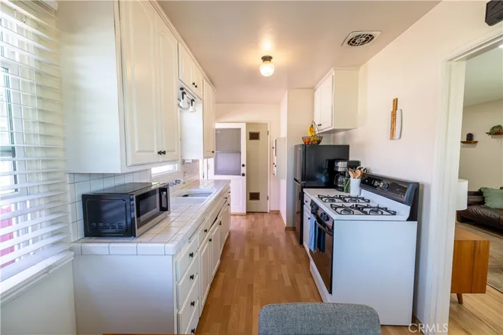 415 S Devon, Orange, California 92868 — photo 5