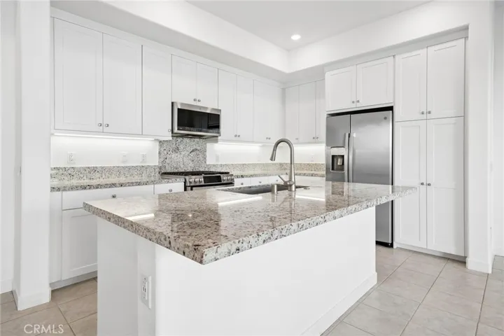 26955 Prospector Road 201, Valencia, California 91381 — photo 4