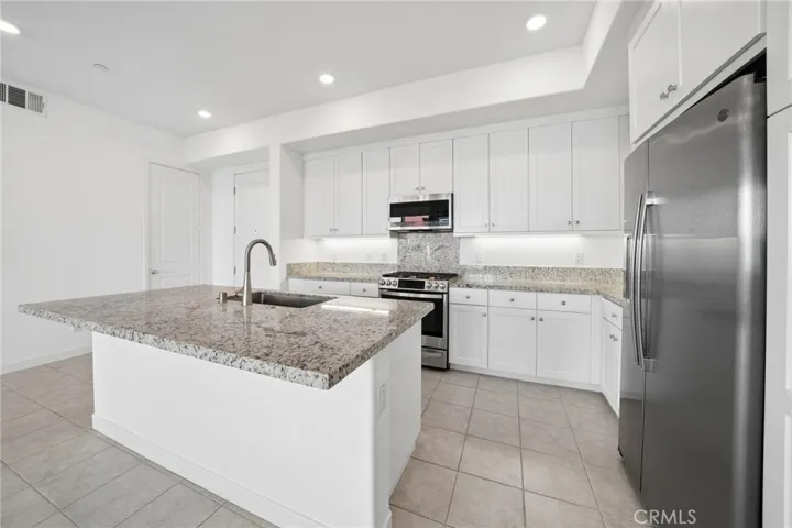 26955 Prospector Road 201, Valencia, California 91381 — photo 5