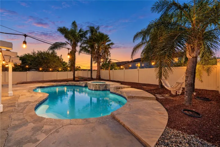 37334 Bunchberry, Murrieta, California 92562 — photo 4