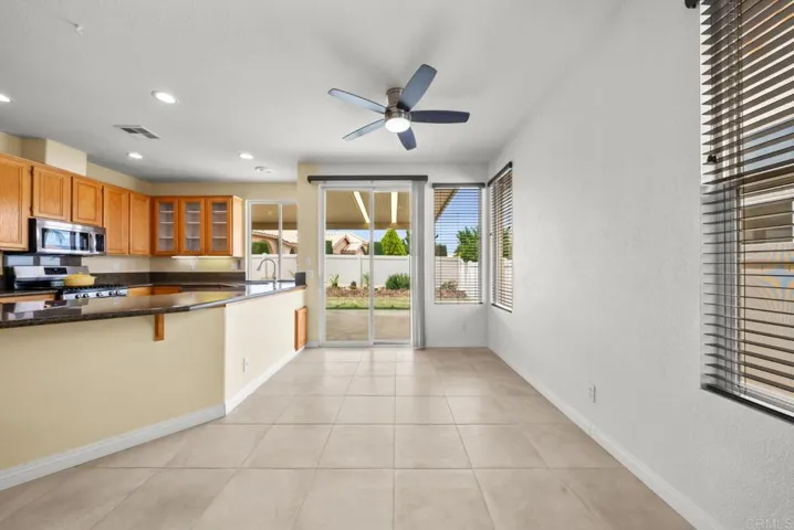 1619 Fairway Oaks Avenue, Banning, California 92220 — photo 5