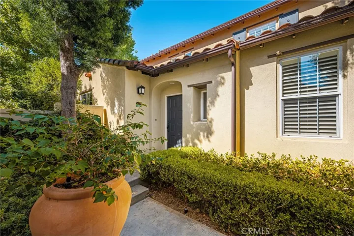 101 Talmadge, Irvine, California 92602 — photo 4