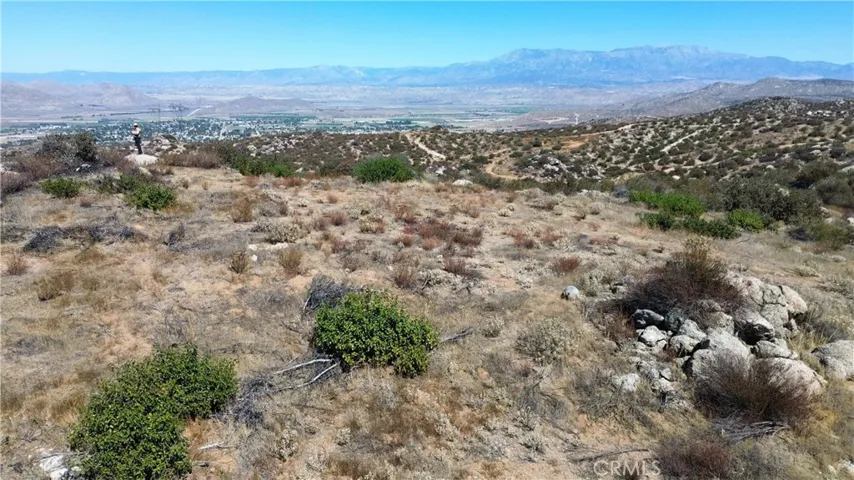 22990 Maclean Ranch, Homeland, California 92548 — photo 5