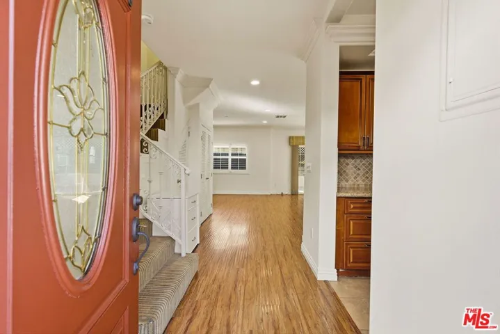 338 W Milford Street 106, Glendale, California 91203 — photo 4