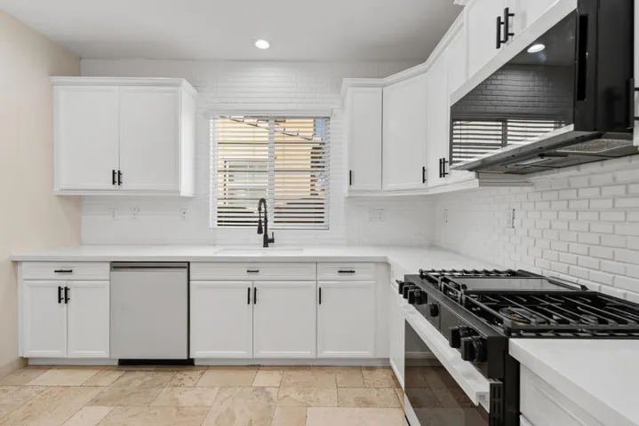436 Via De La Paz, Palm Desert, California 92211 — photo 4