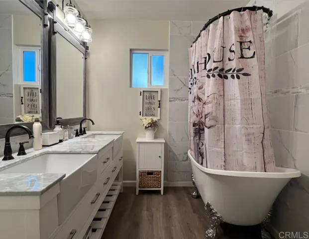 Bath 3